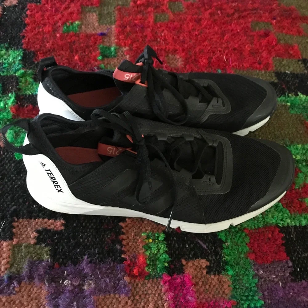 Adidas | Terrex Agravic Speed Core Sneakers Size 9 Black White Running